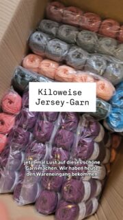 Kiloweise Jerseygarn, der begehrte Pullunder und das grandiose Lovewool-Heft 💕

Das alles und noch mehr.
Wo?
📍 Die Wollkiste 
Großenhainer Straße 20
01471 Radeburg 
Kostenlose Parkplätze genau gegenüber 🎊

Welche Farbe gefällt dir am Besten?